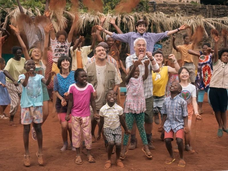 Estrenamos el cartel de LA FAMILIA BENETÓN +2